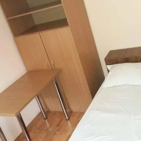 Apartament Ciresica
