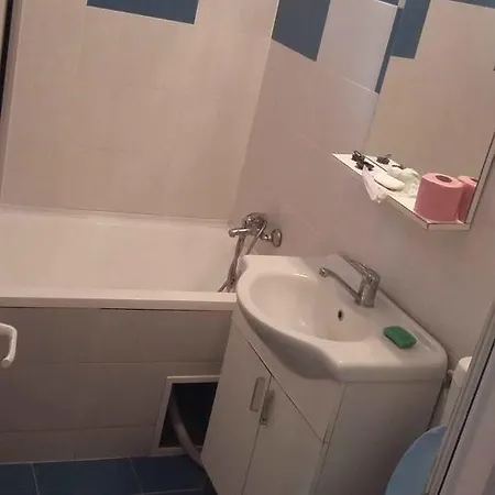 Apartament Ciresica 아파트 콘스탄차